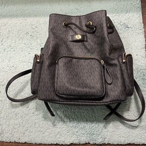 Michael Kors Women's Black/Brown Abbey Cargo Lg Backpack
